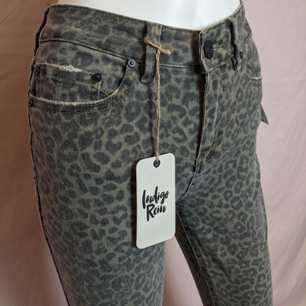Indigo Rein Leopard Print High Rise Skinny Jeans - Picture 2 of 10